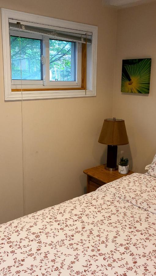Spacious And Bright Unit With Natural Light. Pickering Luaran gambar